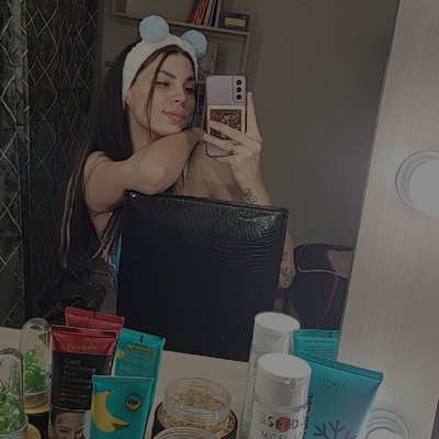 Яна Буракова