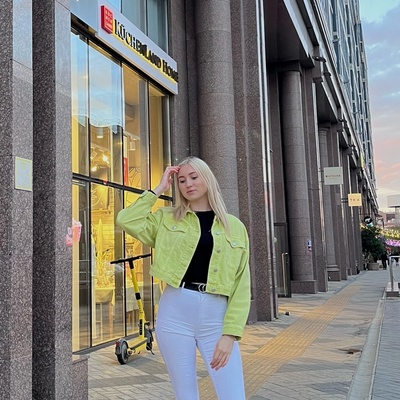 Кристина Безменова